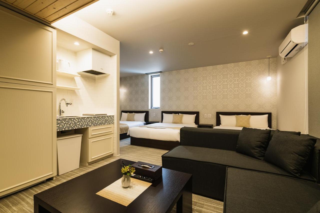 Grand Base Yakuin Odori Aparthotel Fukuoka  Buitenkant foto