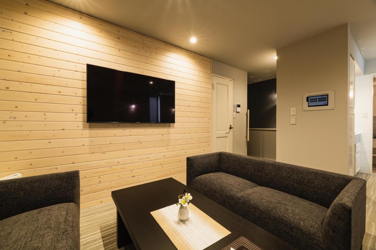 Grand Base Yakuin Odori Aparthotel Fukuoka  Buitenkant foto